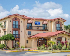 Отель Rodeway Inn Tampa Ybor City  Тампа